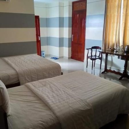 Khach San Long Ty Hotel Ca Mau Exterior photo