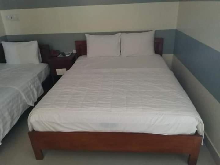 Khach San Long Ty Hotel Ca Mau Exterior photo